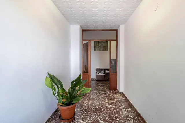 PISO EN EL CENTRO DE GUADIX — 28