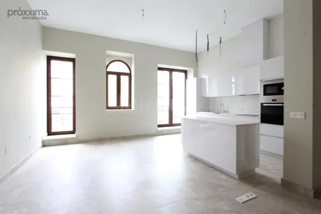 Espléndido Piso Seminuevo en Altozano - Pagés del Corro por €1500 — 2