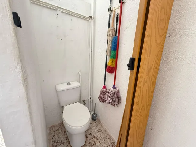Encantador Chalet en Crevillente con Amplio Terreno y Piscina Propia — 19