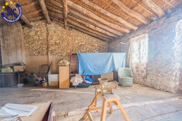 ¡oportunidad única en el pontón (Requena)! casa a dos calles con luz natural y múltiples posibilidades: — 8