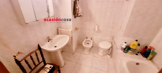 SE VENDE PLANTA BAJA EN PEDROCHE — 13