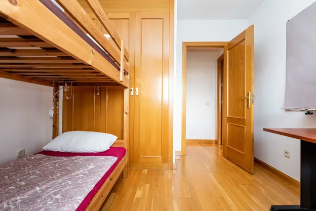 Ático dúplex con terrazas y vistas a Madrid en Pozuelo de Alarcón — 29