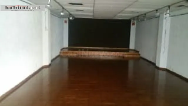 ¡¡LOCAL COMERCIAL EN SUBASTA - VILANOVA I LA GELTRÚ!! - foto 2