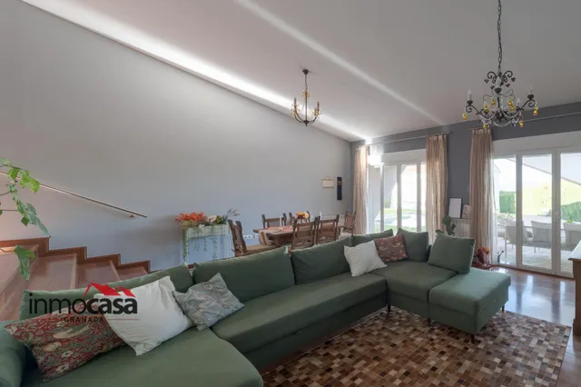 Casa 5 habitaciones 220m² en venta - Urb. el arenal — 43