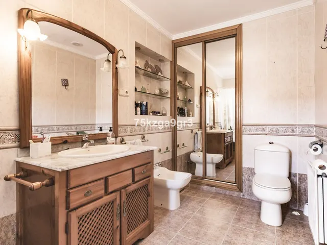 Chalet 6 habitaciones 357m² en venta - Centro - foto 3