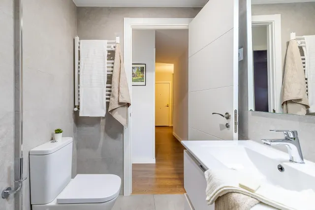 Amplitud, diseño y comodidad junto a La Vaguada – Calle Julio Palacios, Madrid — 44