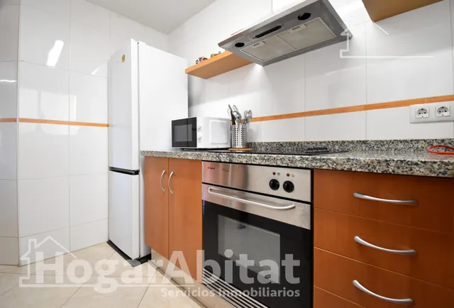 ¡OPORTUNIDAD! SEMINUEVO Y ACOGEDOR CON ASCENSOR Y TERRAZA — 9