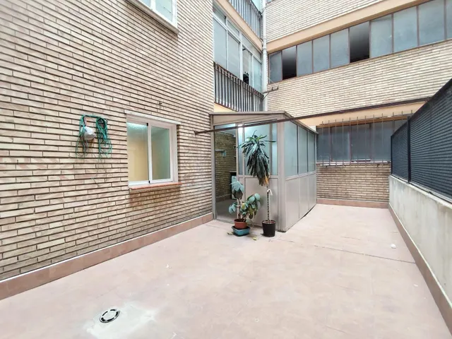 PISO DE 3 DORMITORIOS CON GRAN TERRAZA- C/ MIGUEL SERVET — 13