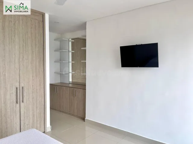 ¡Vive la experiencia costera en este hermoso apartamento en  - foto 3