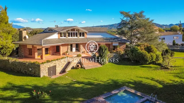 Casa en venta en Montornès del Vallès — 2