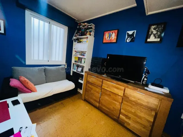 SE VENDE PISO EN EXCLUSIVA EN SAENZ DIEZ - foto 2