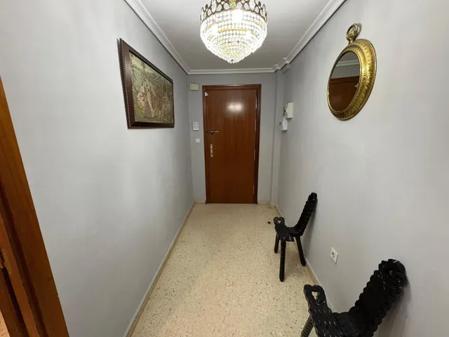 4 habitaciones y ascensor junto a la Avenida del Aeropuerto — 35