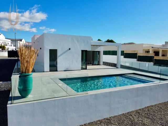 Villa en una sola planta con privacidad y bonitas vistas — 3