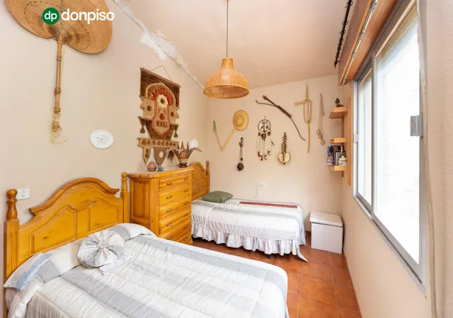 Chalet con gran parcela en Cogollos — 25
