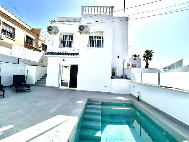Villa 5 habitaciones 166m² en venta - Villamartin — 27