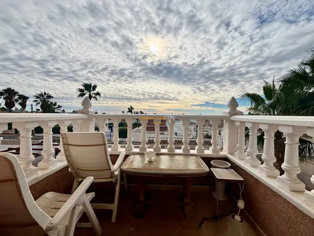 Chalet con piscina en Quesada, Rojales! — 24