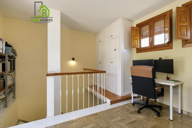CASA ADOSADA EN VENTA - GRANADA (El Realejo) — 19