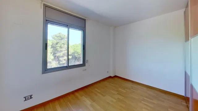 Alquiler piso de tres habitaciones en Gavá Mar — 16