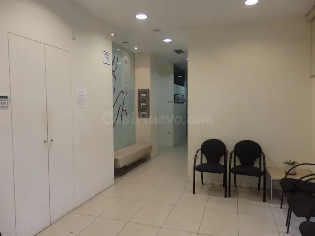 Local comercial en Fernando Remacha - foto 4