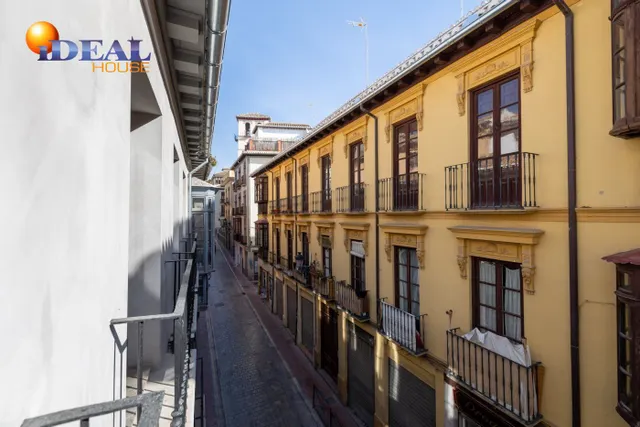 VENTA-ALQUILER DE EDIFICIO SINGULAR EN ESQUINA SAN MATIAS-NAVAS — 40