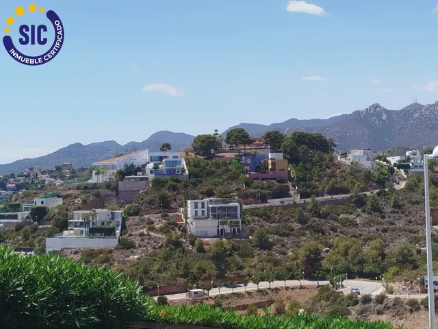 Parcela urbana con espectaculares vistas al mar — 20