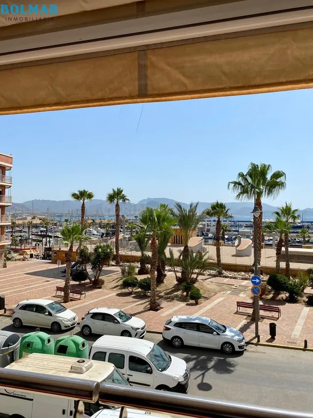 ¡Piso de Lujo en Primera Línea de Playa! — 5