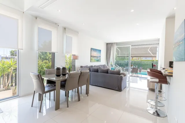 VILLA DE LUJO CON VISTAS AL MAR, PISCINA PRIVADA Y SOLARIUM  - foto 5