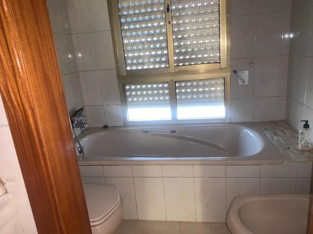Espectacular Adosado de 220 m2 | 6 Dorm. | 4 Baños | Azotea y Patios — 11