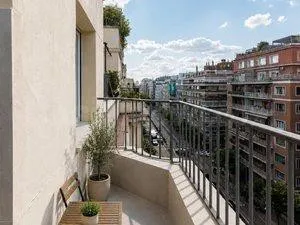 ¡Espectacular Ático Reformado en Ibiza, Madrid! — 3