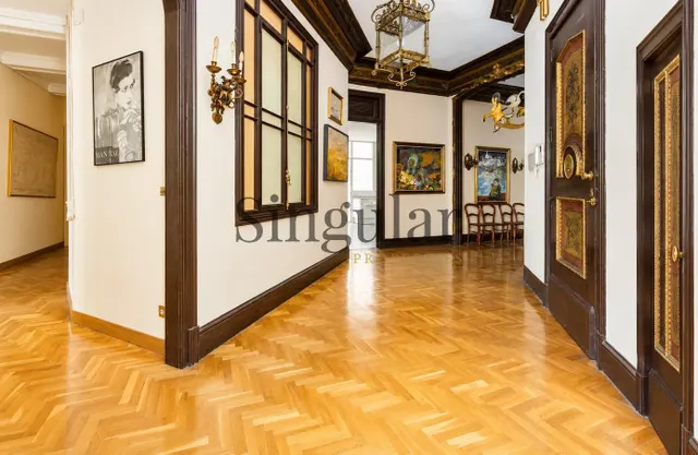 Elegante vivienda modernista de más de 200 m2 en el Eixample — 11