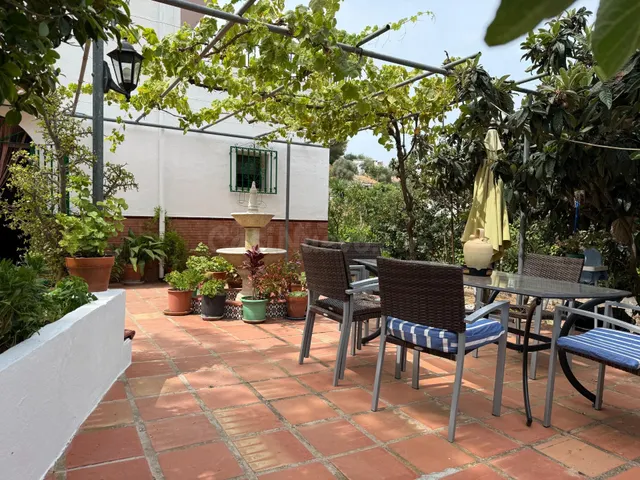 Chalet en los Montes de Málaga - foto 2