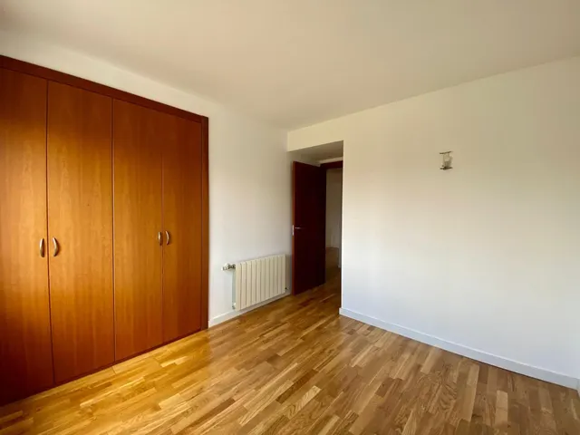 Piso en Venta Exterior con Piscina Comunitaria e Inquilino — 18