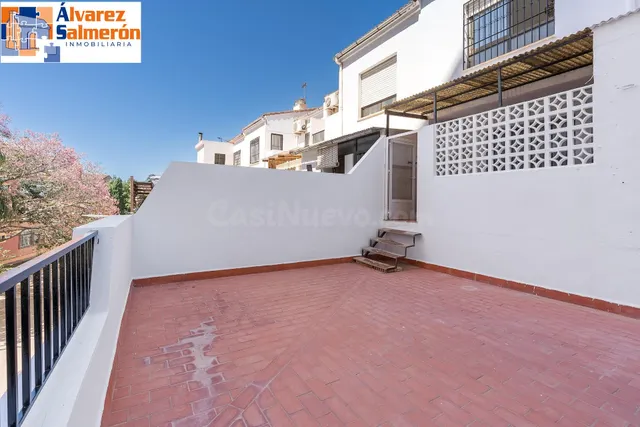 CASA ADOSADA EN MOTRIL - foto 4