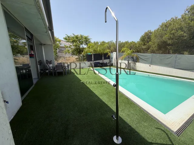 Chalet de autor con piscina privada en los romeros | arquitectura, luz y exclusividad — 32