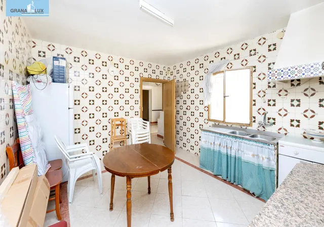 ¡CASA EN UNA SOLA PLANTA, CREA TU VIVIENDA IDEAL EN ALBOLOTE! Casa en una sola planta con patio, garaje y un gran potencial. — 8