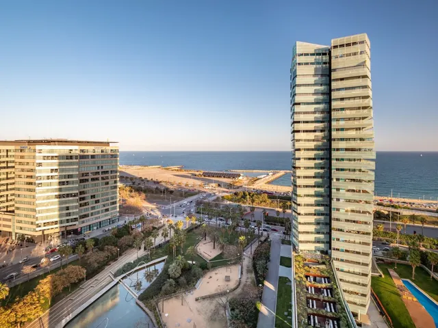 `PISO CON VISITAS PANORAMICAS — 14