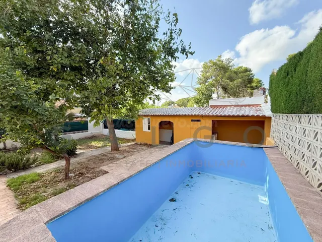 Alquilar chalet con piscina en La Cañada - foto 2