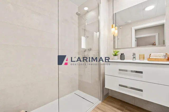 ✨ exclusiva propiedad en esquina con 393 m2 de parcela, piscina privada y energía solar en zona nou nazareth San Juan de Alicante — 33
