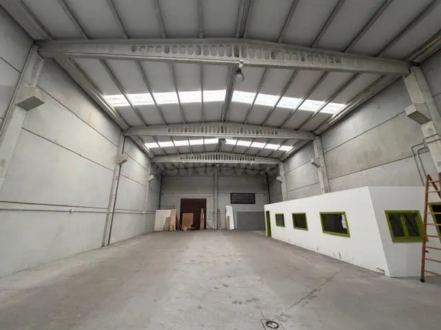 Se alquila nave en poligono industrial de San Cibrao das Viñas, Ourense — 3
