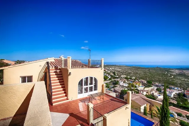 VILLA AUTÉNTICA ESPAÑOLA CON IMPRESIONANTE VISTA PANORÁMICA AL MAR — 28