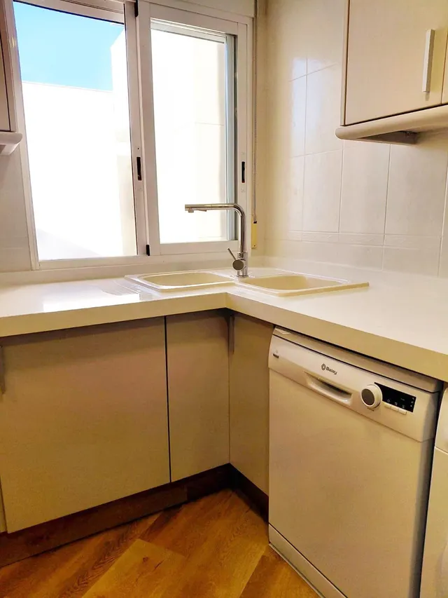 Exclusivo ático dúplex en alquiler con vistas al mar — 12