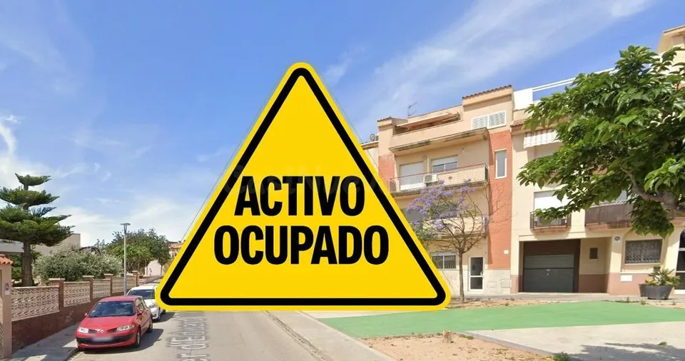 CASA EN CUBELLES