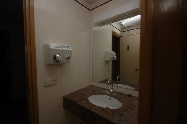 LOCAL COMERCIAL a IGUALADA a la zona del BARRI DE MONTSERRAT — 18