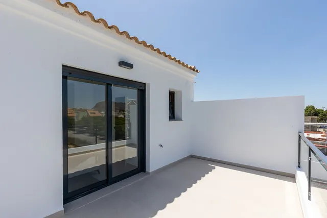 Adosado 4 habitaciones 212m² en venta - Comunidad valenciana — 44