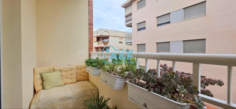¡Apartamento en venta en Oropesa del Mar, a pocos metros del mar!
