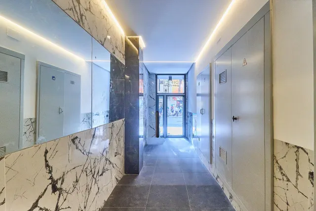 Local comercial en Avd. Condes de San Isidro. Fuengirola Centro — 8