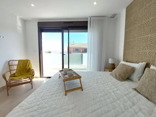 VILLA DE 3 DORMITORIOS Y 3 BAÑOS EN SAN PEDRO DEL PINATAR (MURCIA) — 25