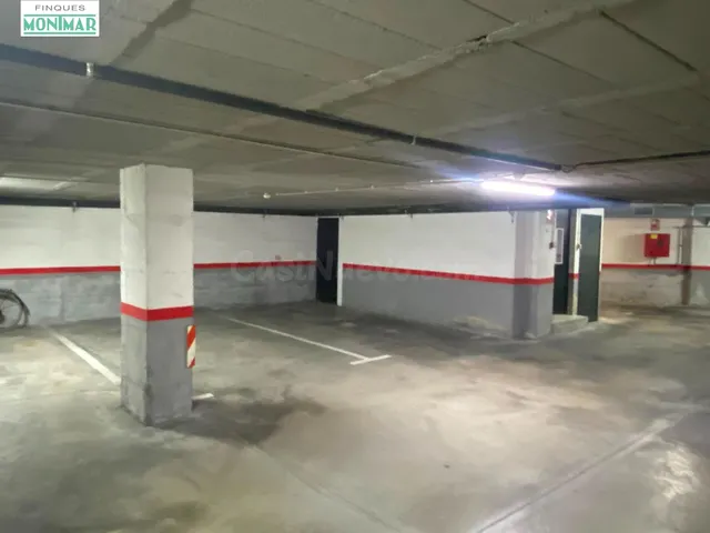 PLAZA DE PARKING EN EL CENTRO DE SANT PERE DE RIBES - foto 3