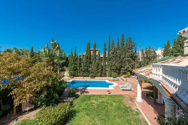 Chalet 8 habitaciones 430m² en venta - Marbella — 11
