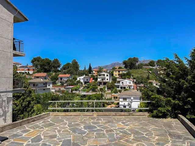 PRECIOSO CHALET A LA VENTA EN ESPARREGUERA - URB CAN RIAL  (BARCELONA) — 42